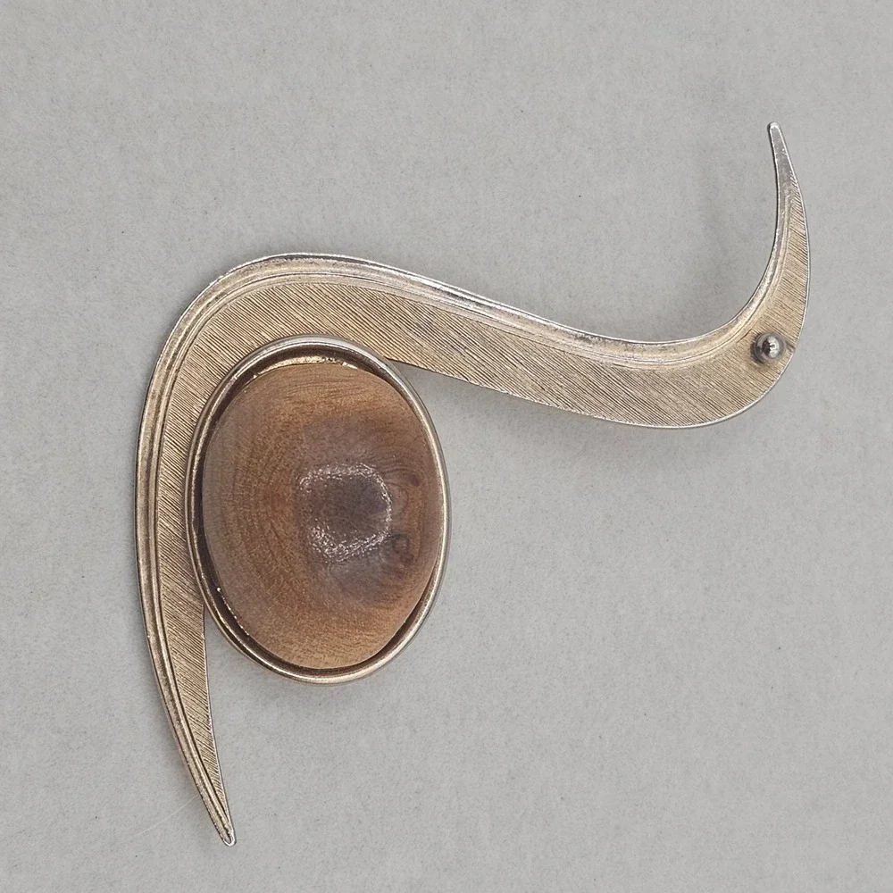 Abstract Bird Brooch Wood Cabochon Gold Tone Modernist Mid Century MCM Pin